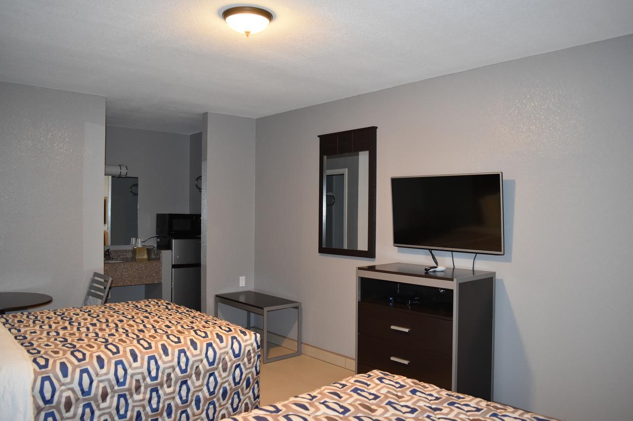 Woodfield Inn And Suites Yoakum Buitenkant foto