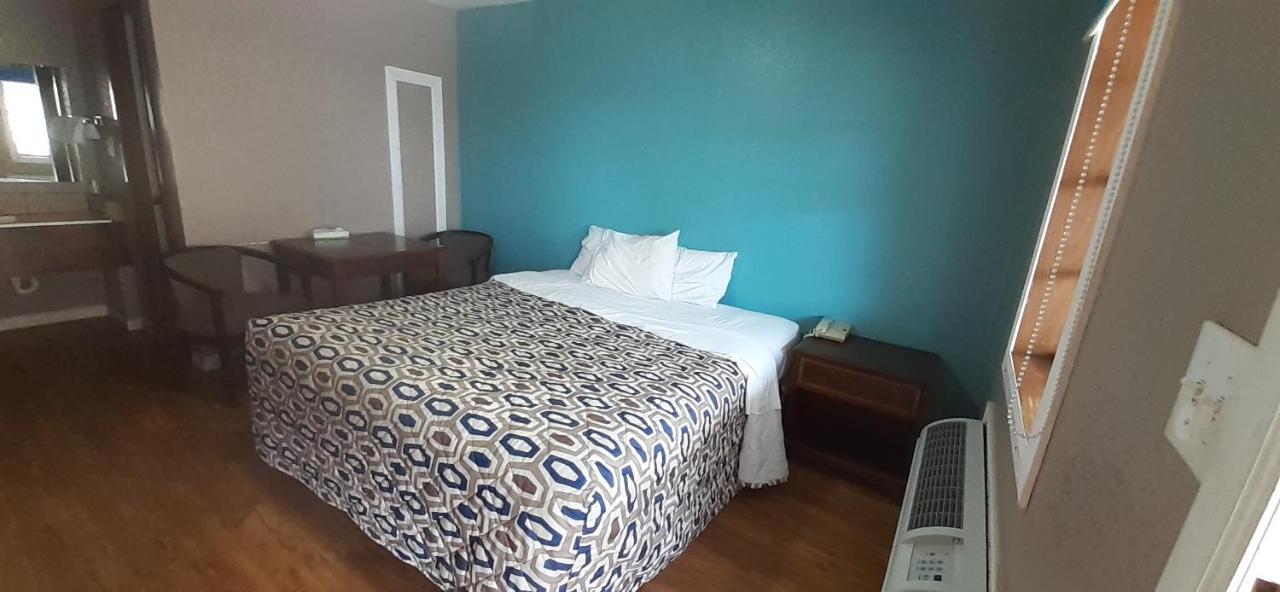 Woodfield Inn And Suites Yoakum Buitenkant foto